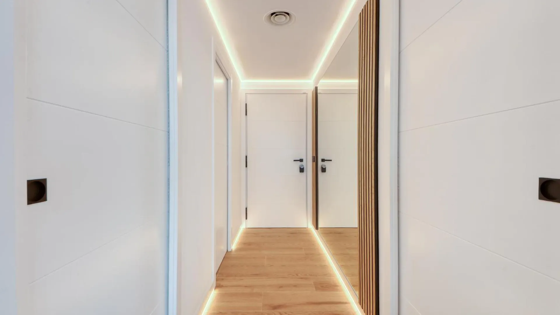 רוזס Atico Crucero Suite Vip ספרד