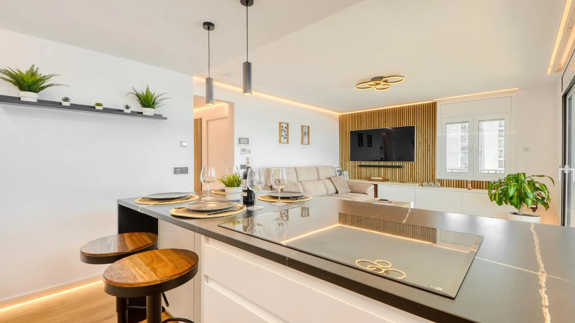 רוזס Atico Crucero Suite Vip דירה