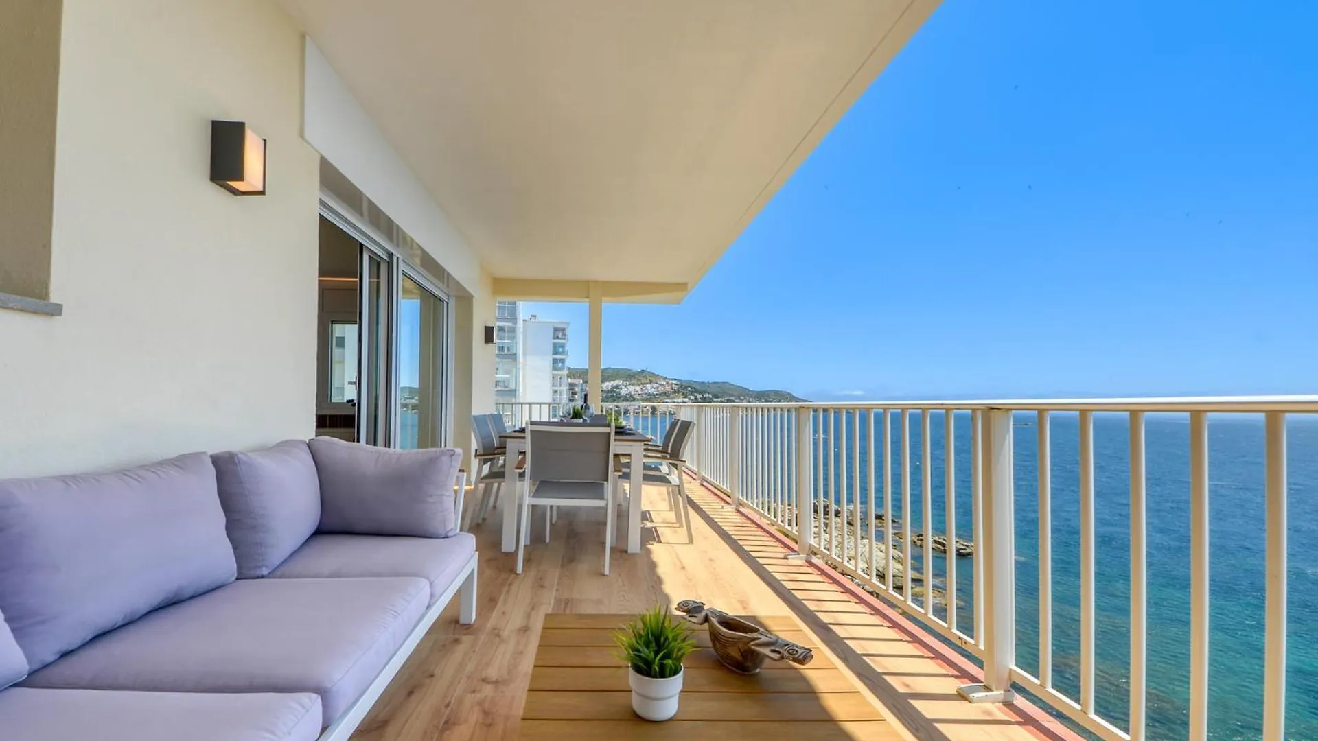 דירה רוזס Atico Crucero Suite Vip