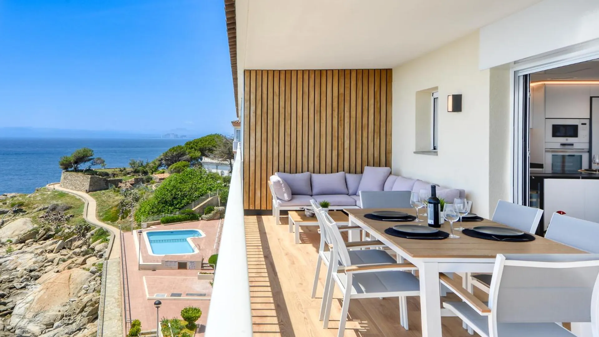 דירה רוזס Atico Crucero Suite Vip